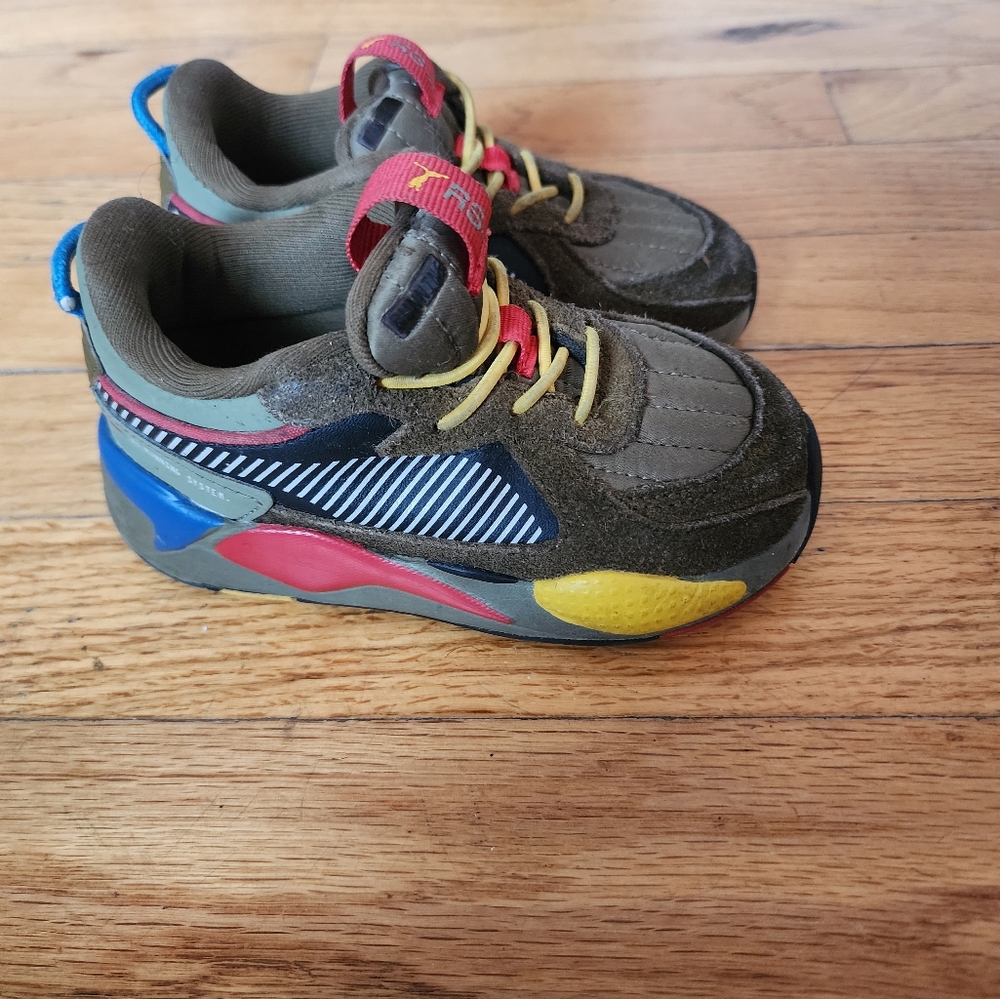 Puma sneakers